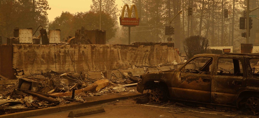 Poor and Minorities Face Outsized Wildfire Vulnerabilities, Study Finds ...